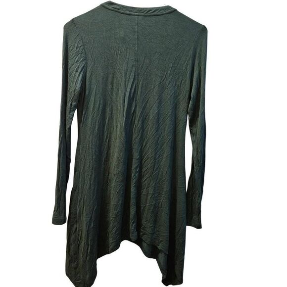 logo by lori goldstein Small V neck green Henley top high low hem pleated pocket - Picture 3 of 11